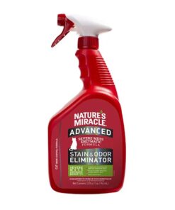 Envase de Nature’s Miracle Advanced eliminador de manchas y olores para gatos